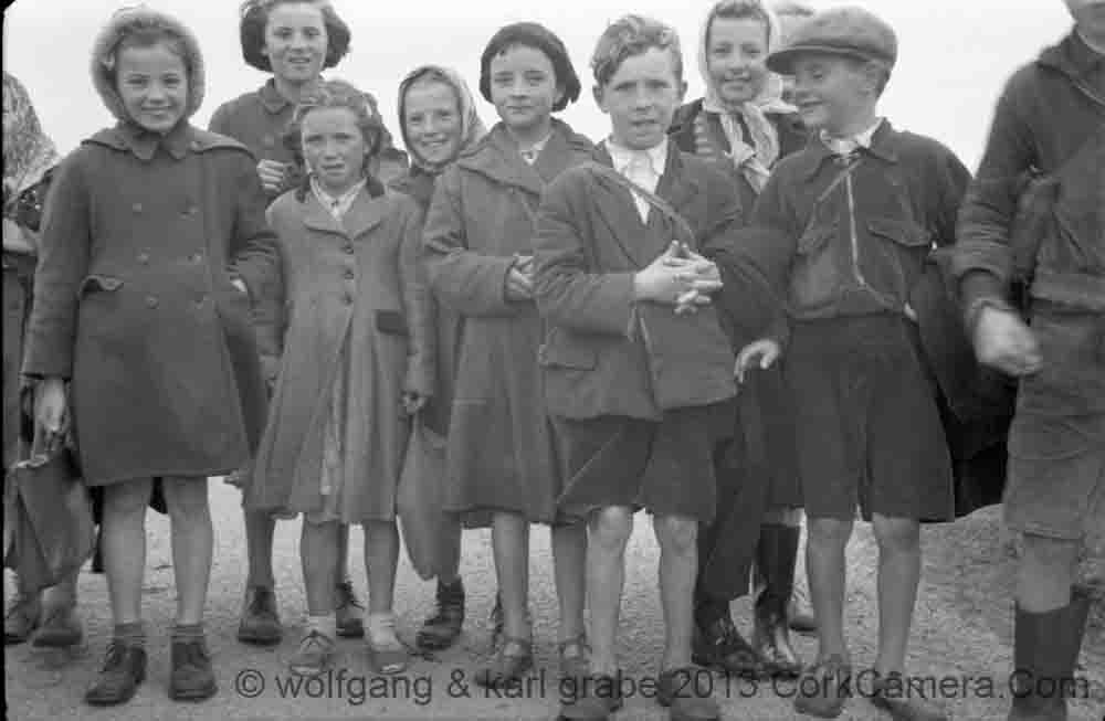 nBW120wg 013 017 scoolchildren