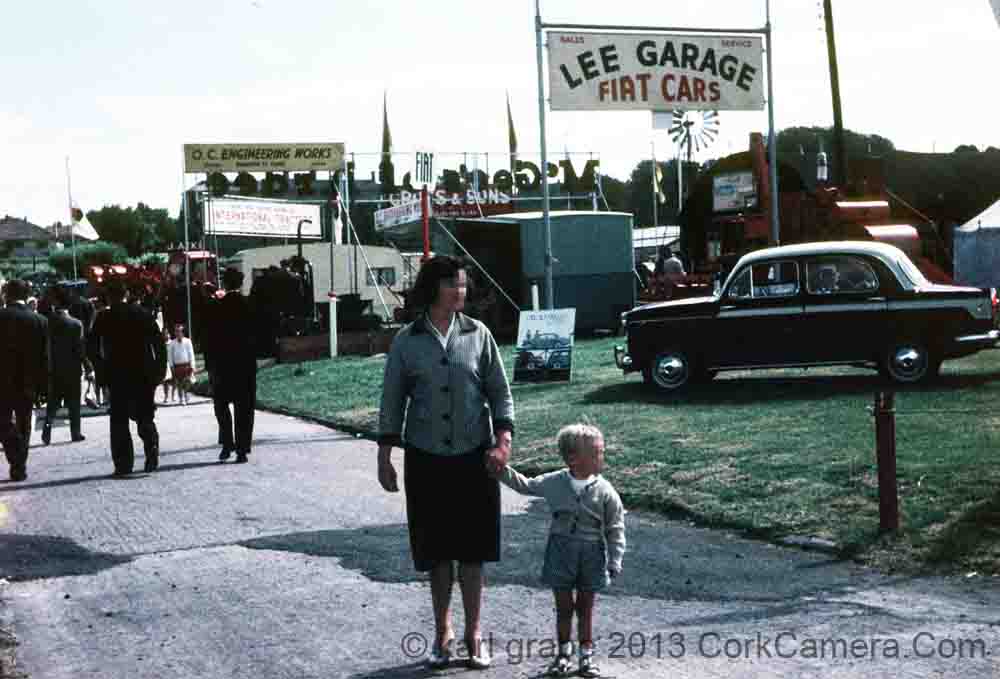 s03wg272 1960 show fiat lee motorsP