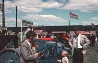 s07wg270 1960 summer show P