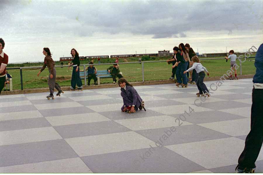 nC35wg 010 07 outdoor roller skating butlins mosney
