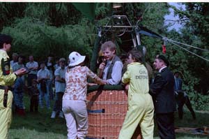 nC35wg 089 25 1987 WarrensCourt Festival