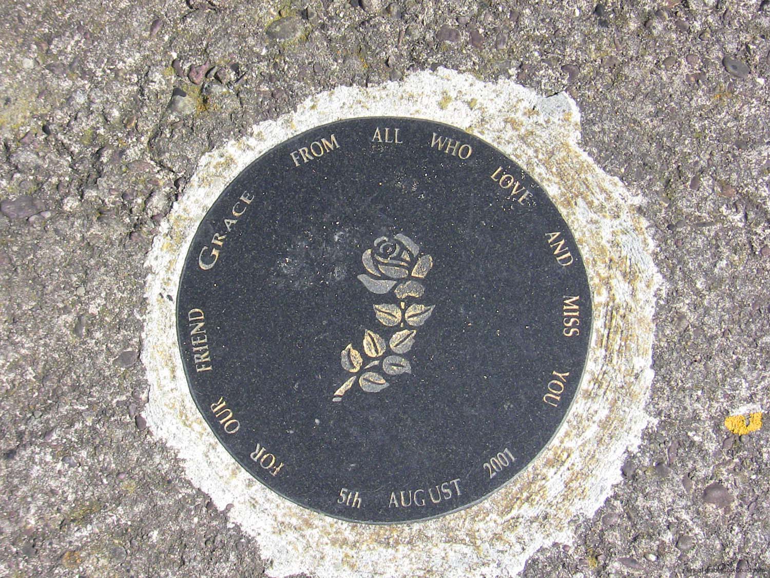 IMG_3467 memorial grace 2001