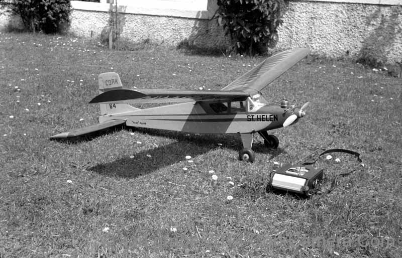 nBW35wg 016 18. model by WG telecont radio 1966