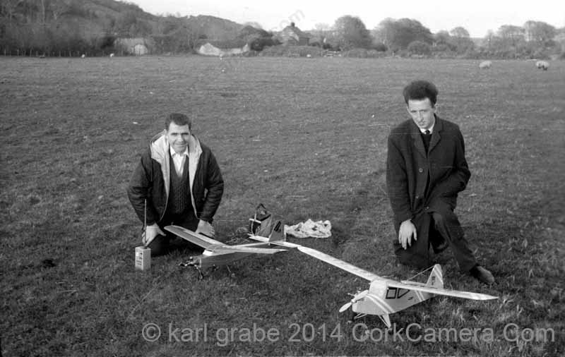 nBW35wg 025 24 NB CON Ballincollig 1967 NB takes photo