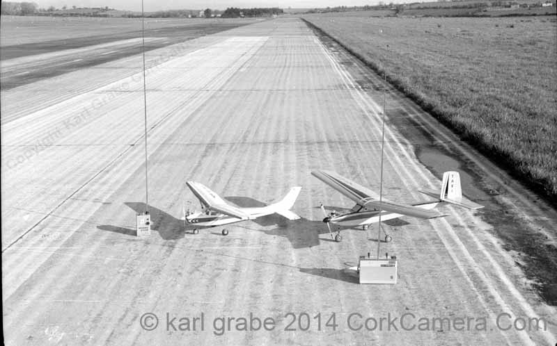 nBW35wg 033 08 RC model TAXI Cessna airport