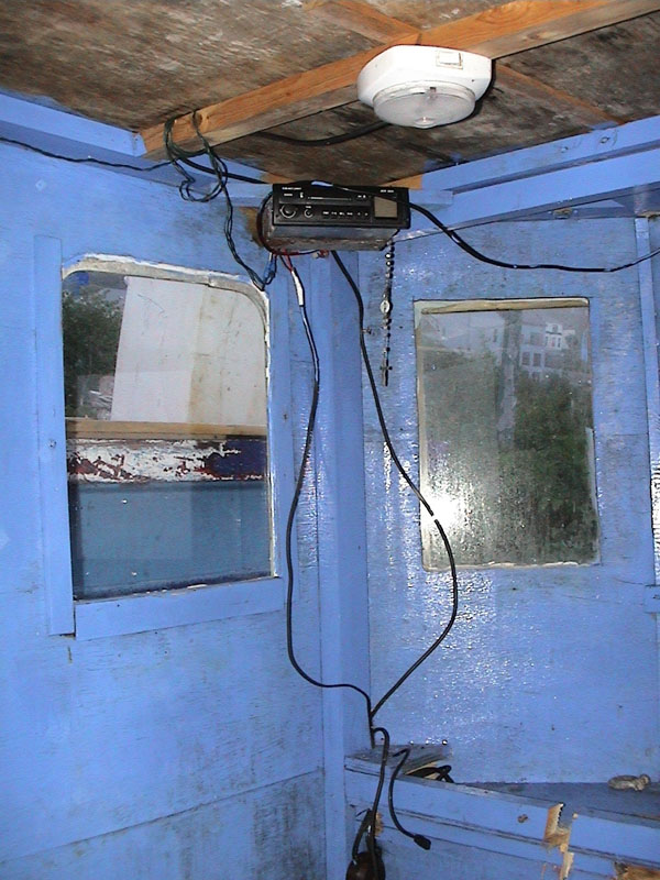 DSC00005 radio room clifden