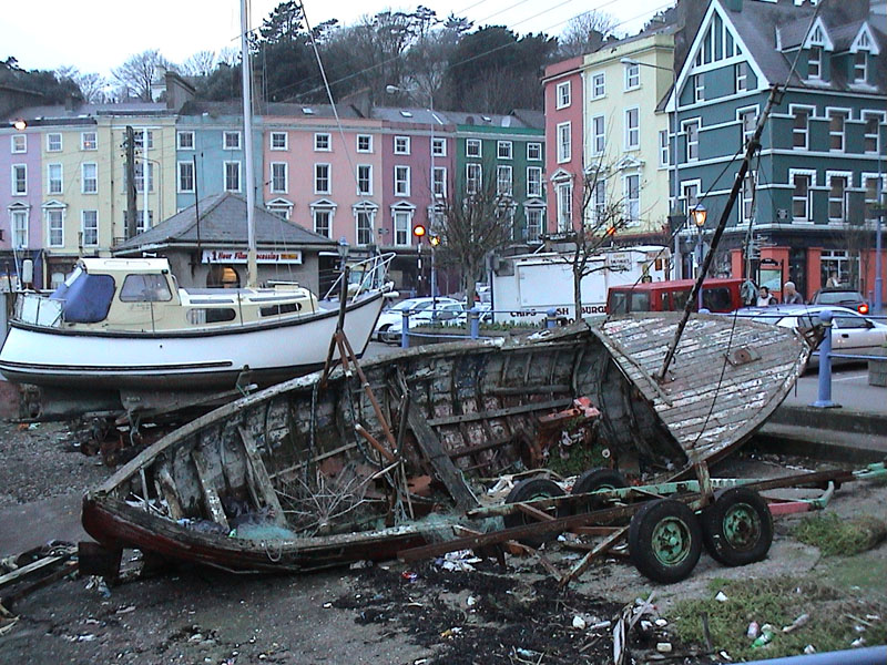 DSC00007 wreck cobh slipway