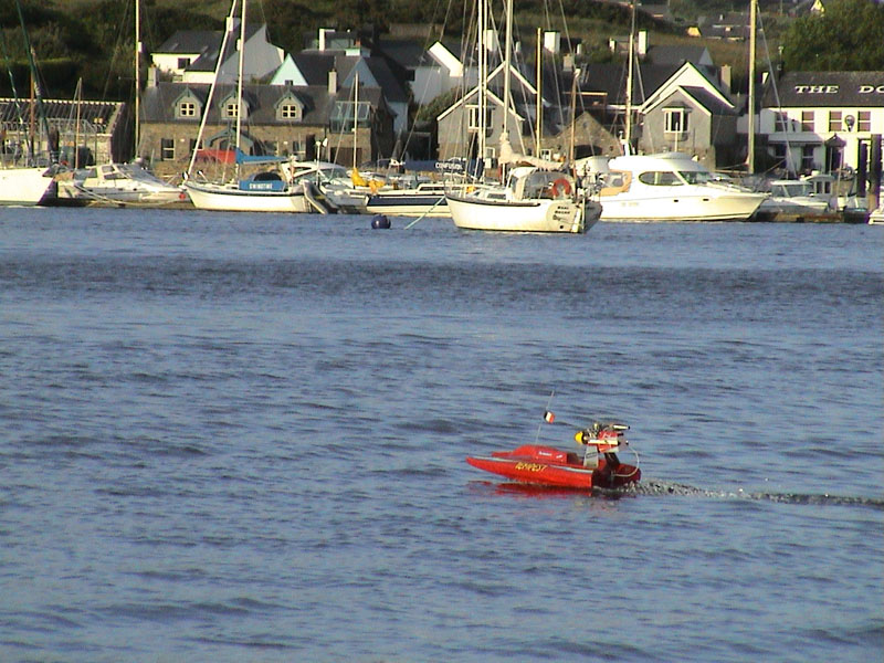 DSC02063 heading to sea kinsale